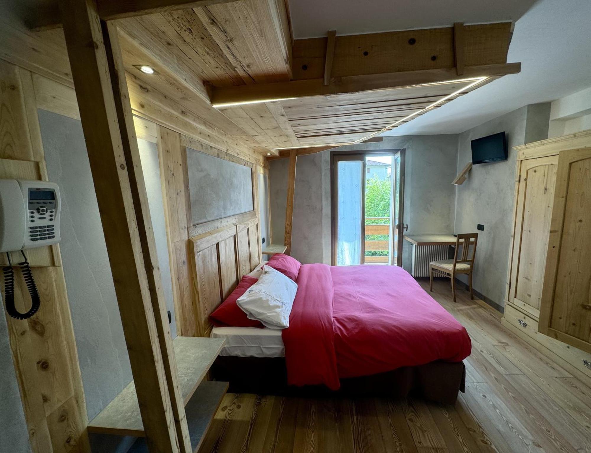 Hotel Albergo Giannina Vigo di Cadore Luaran gambar